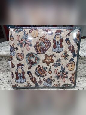 NWT Museum Quality Embroidered Memory Album, 12”x12”pg Vintage